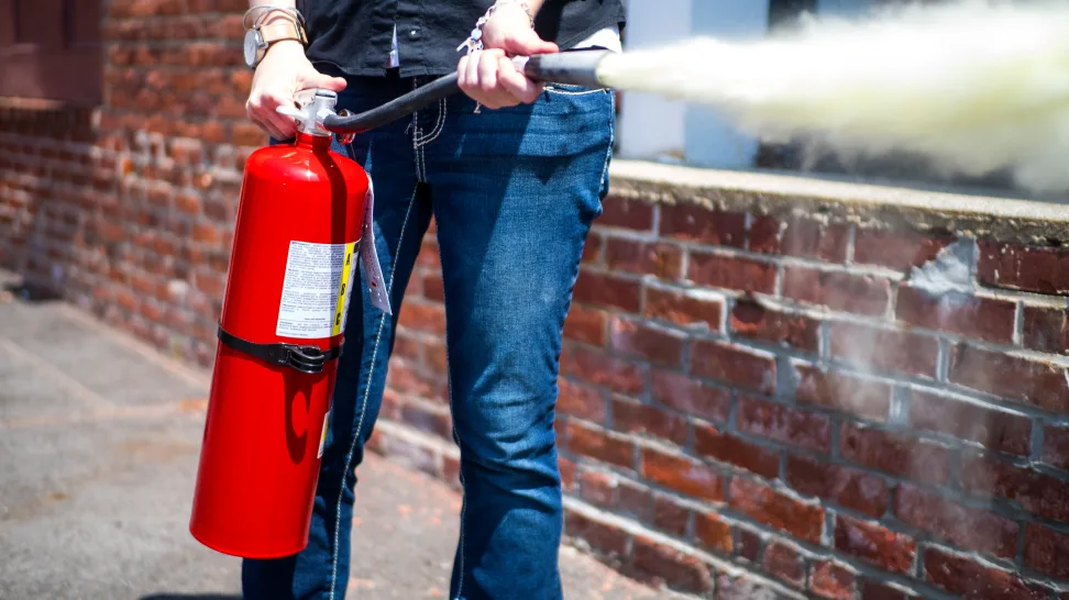 You are currently viewing New FREE course: How to inspect a Fire Extinguisher