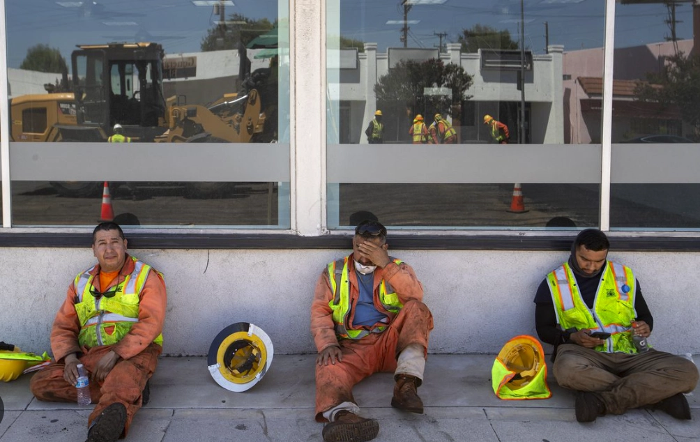 You are currently viewing Protecting Outdoor Workers from Heat Illness in California